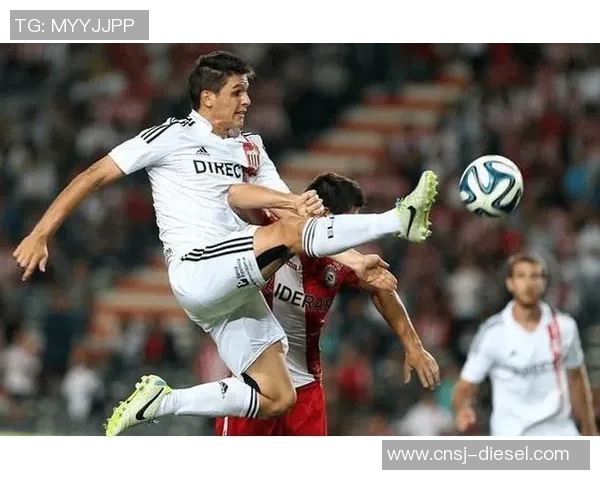 马斯特里与阿甲青年激战正酣谁能在这场较量中脱颖而出